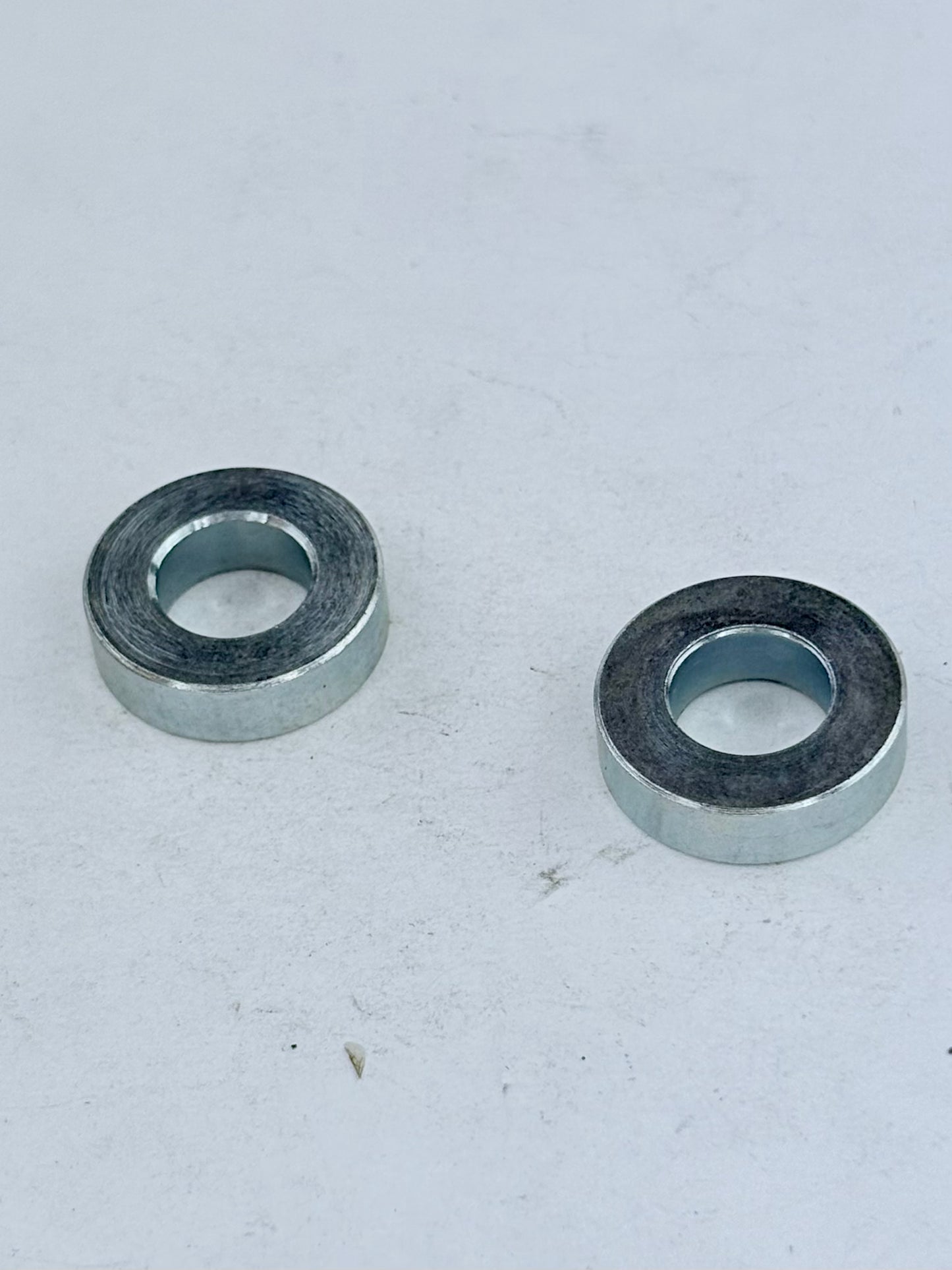 83-2848 - SPACER - DISTANCE PIECE - TRIUMPH 650/750