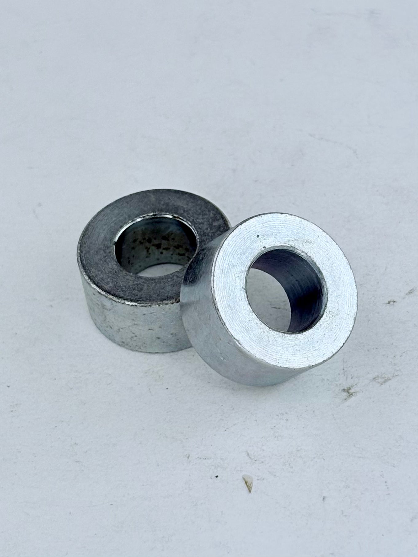 83-2849 - SPACER - DISTANCE PIECE - TRIUMPH 650/750