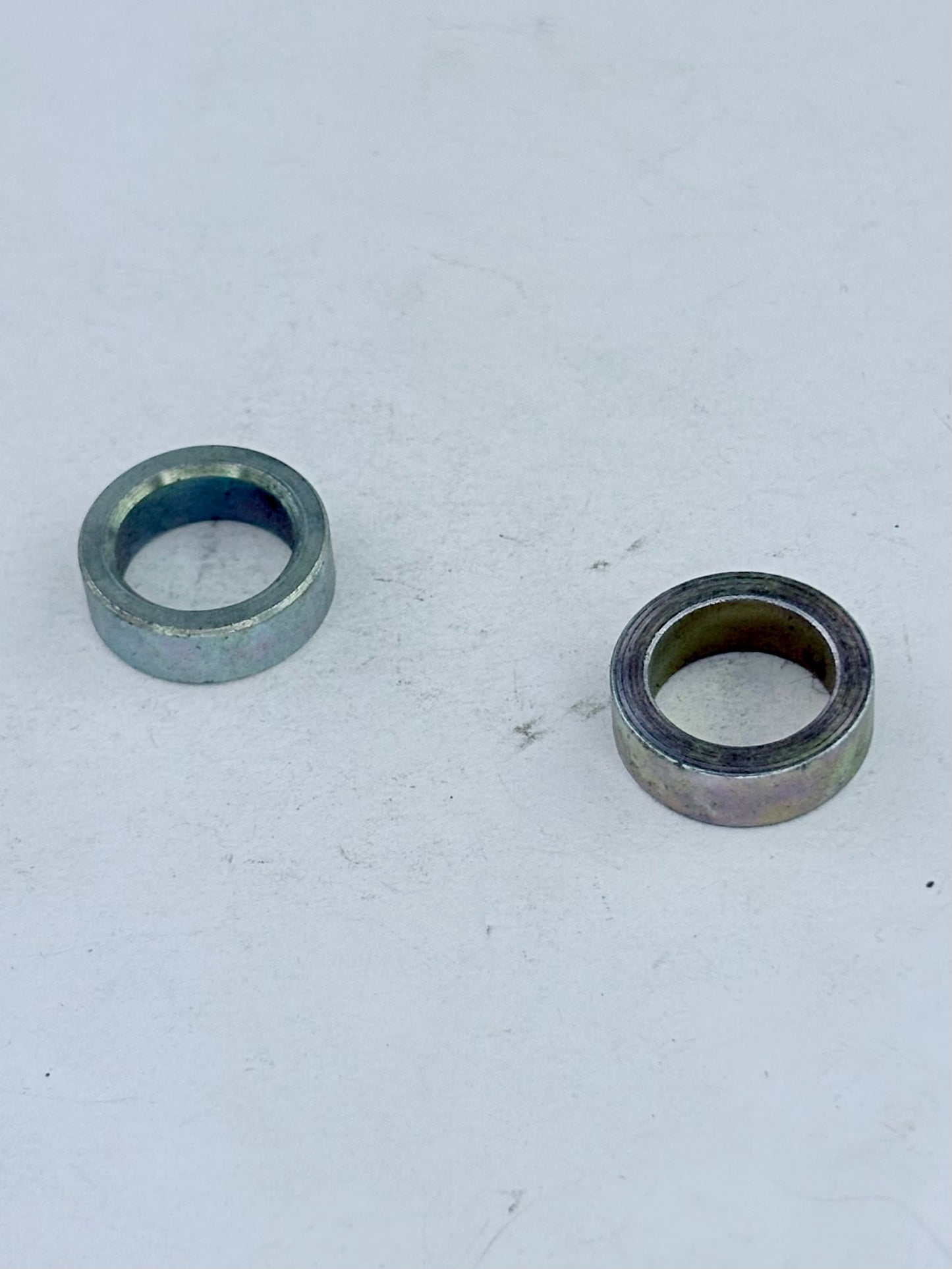 83-3602 - COLLAR - FOOTREST BOLT - OIF