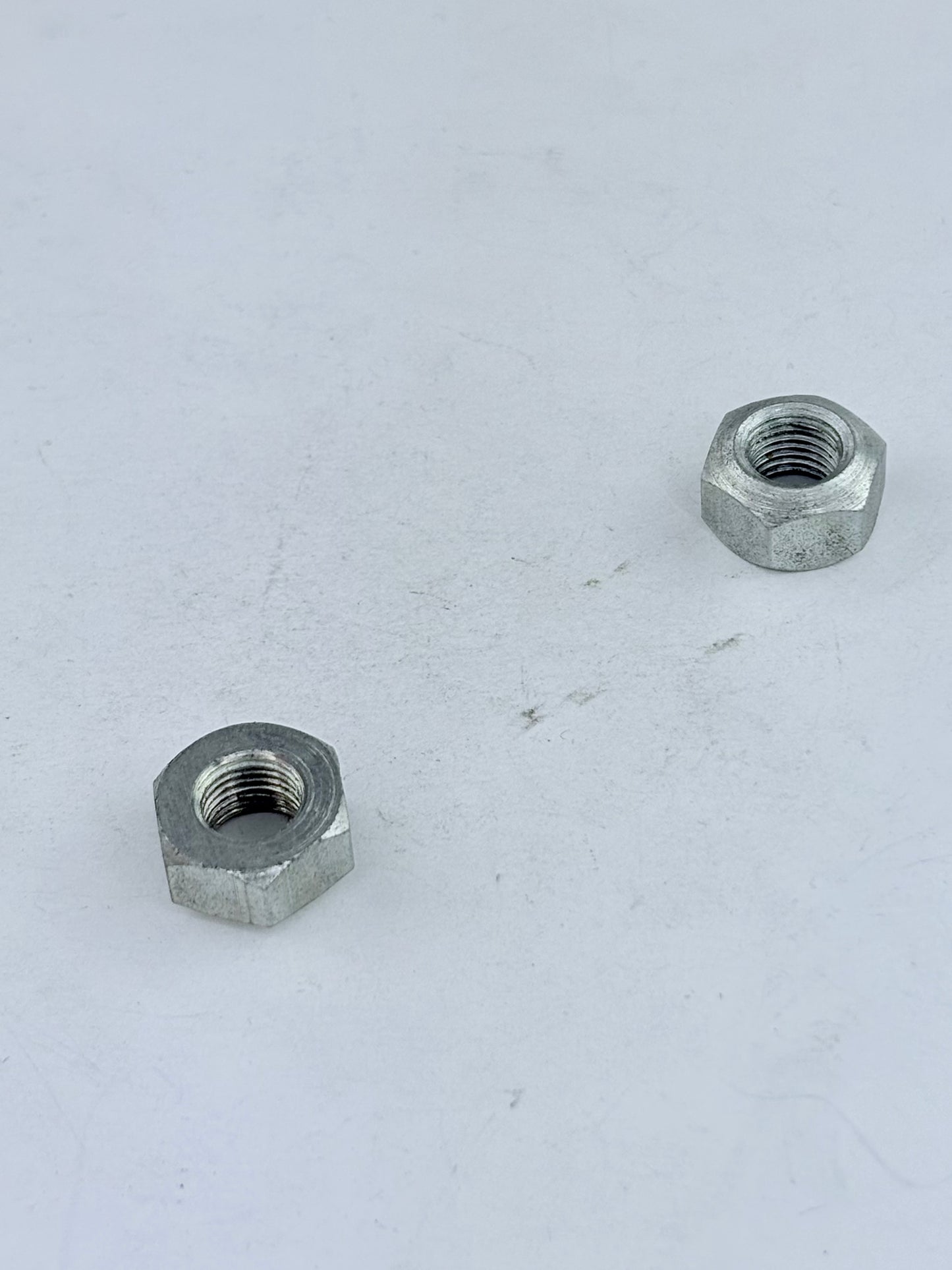 21-0685 - NUT - 3/8-24 - TOP LUG - PINCH BOLT