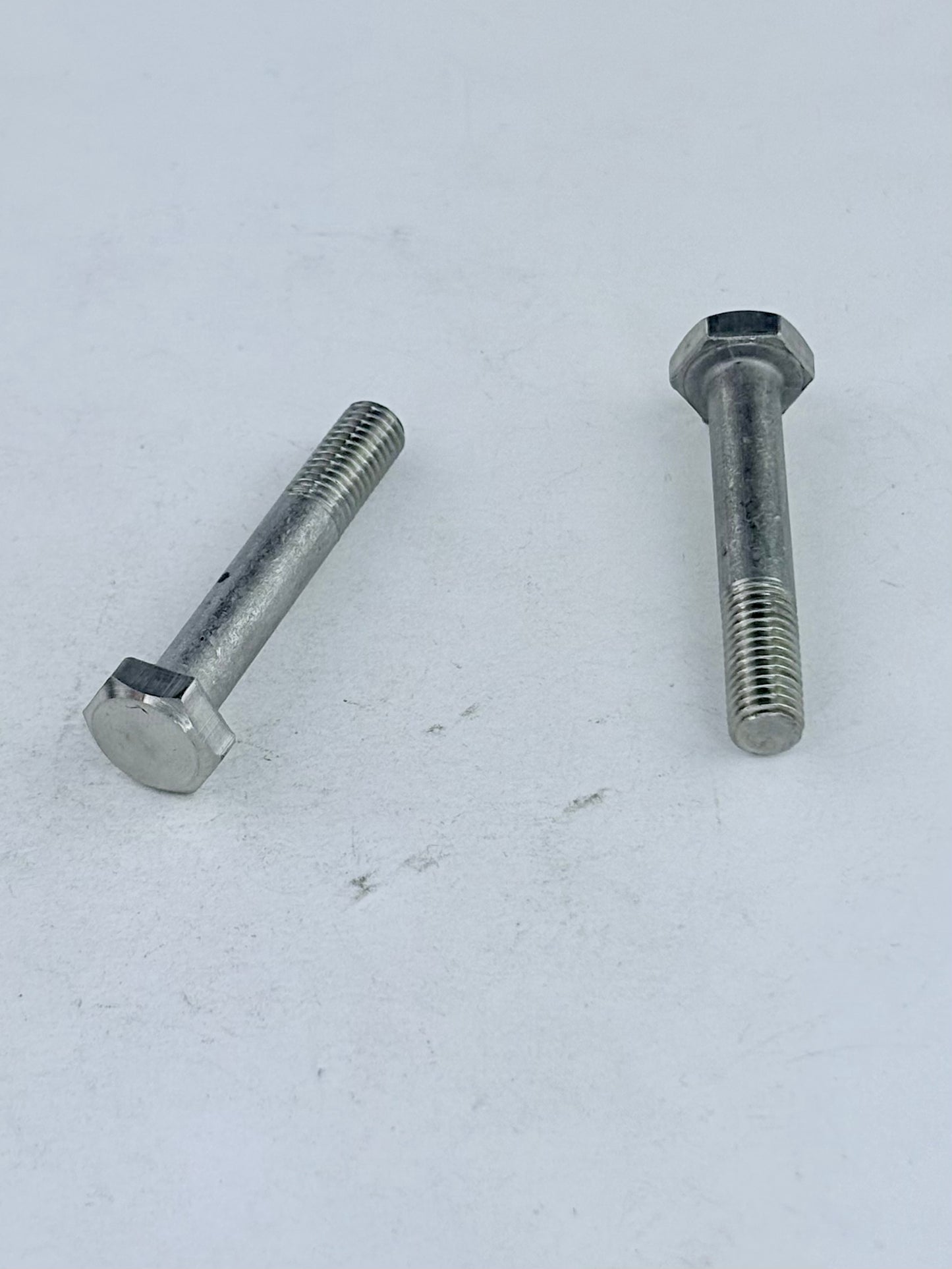 70-3872 - BOLT - CHAIN GUARD