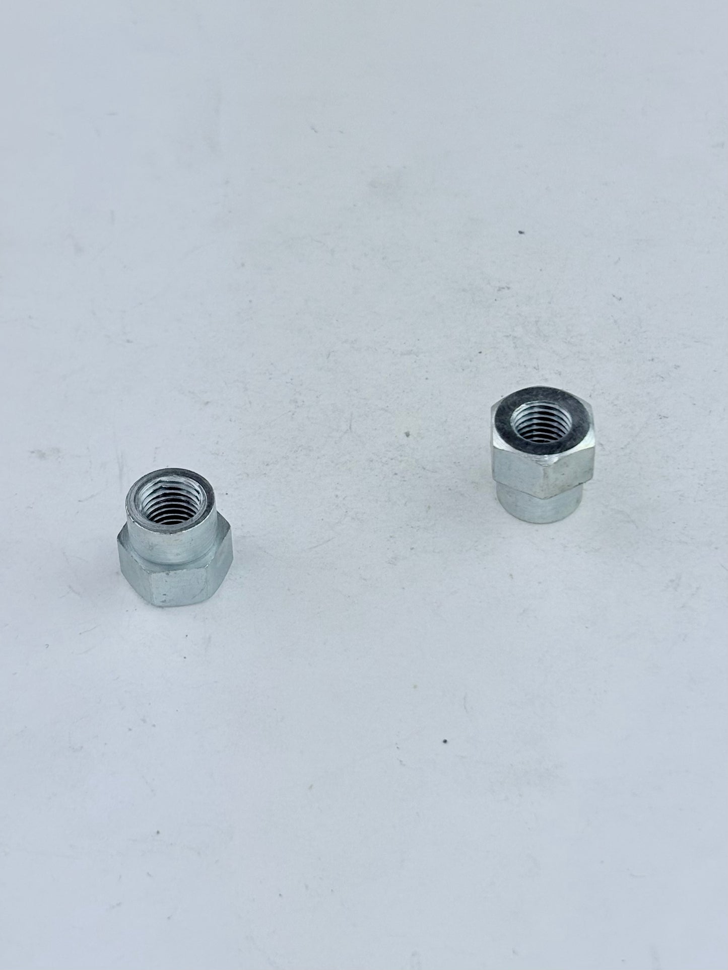 21-1999 - NUT - FUEL TANK MOUNT