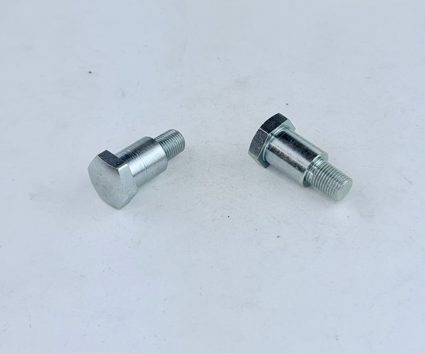82-0977 - BOLT - REAR STAND - SHOULDERED