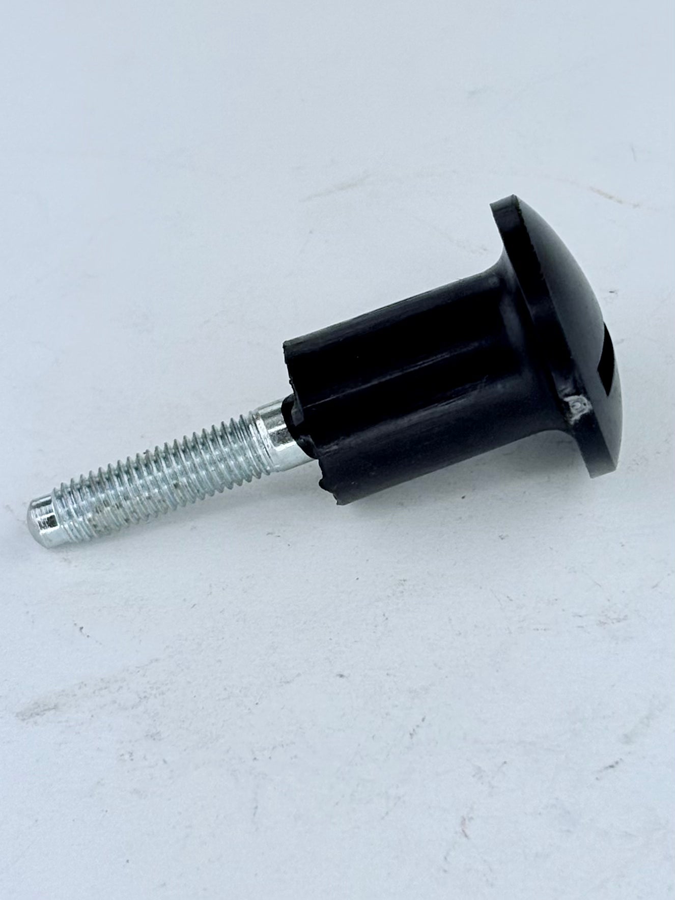 82-9445 - STYLING PANEL KNOB - T150/T160