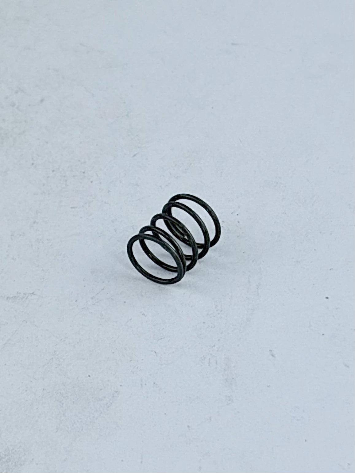 70-3724 - SPRING - SUMP SCREEN - UNIT 500