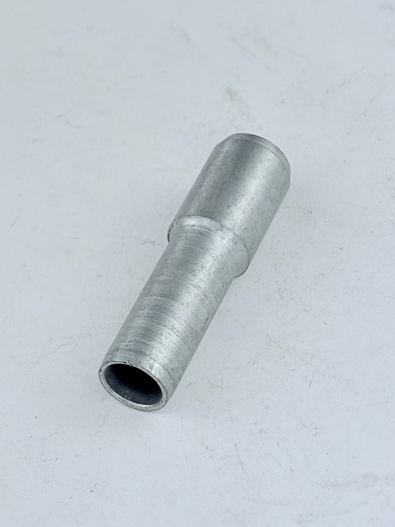70-6573 - STUD - OIL RETURN - TRIPLE
