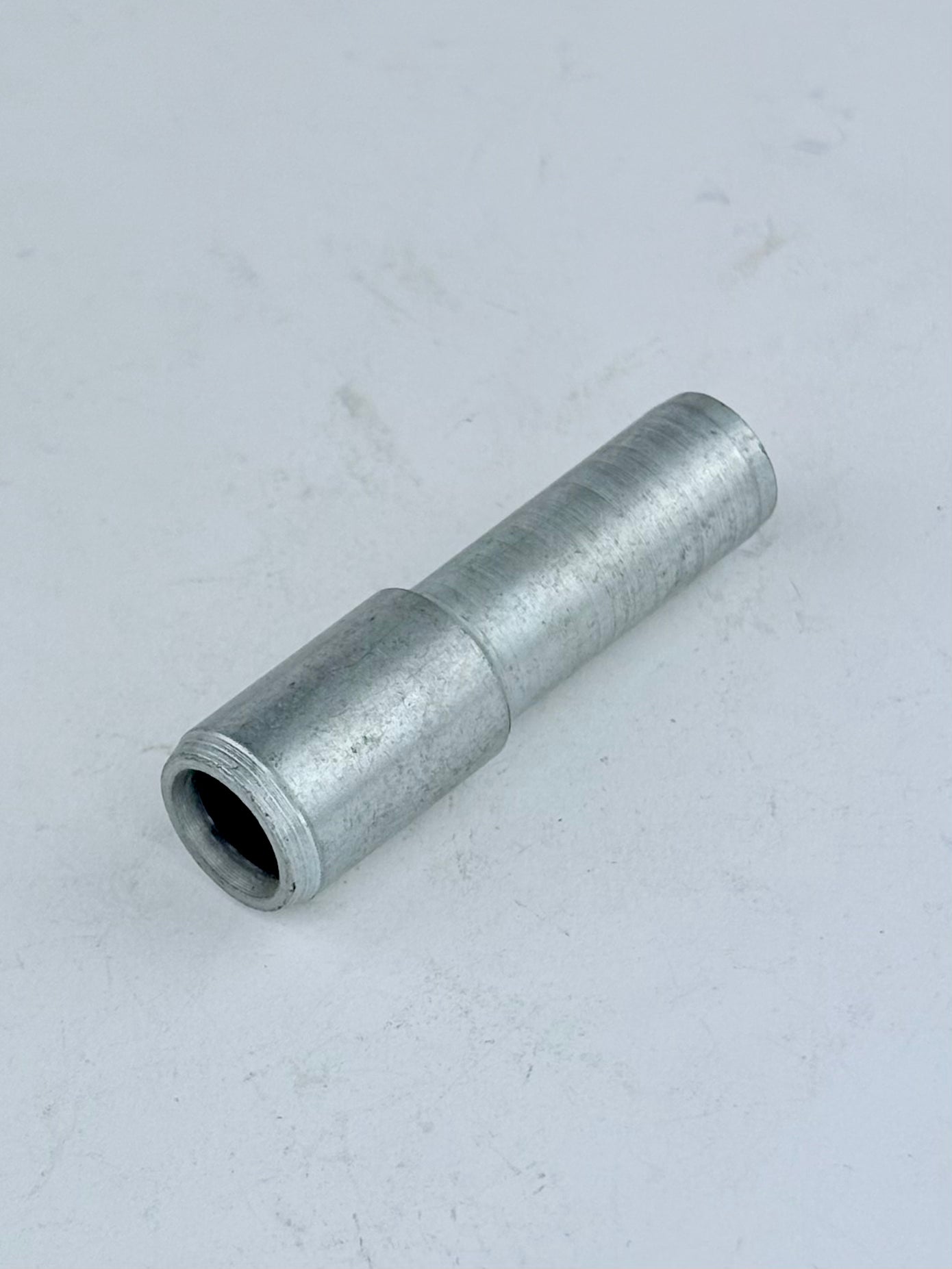 70-6573 - STUD - OIL RETURN - TRIPLE