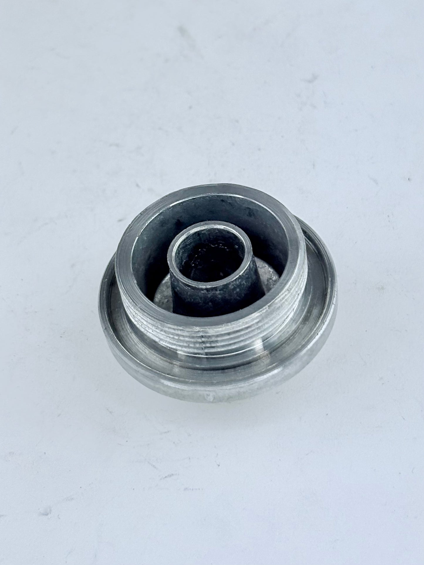 71-1270 - CAP - OIL FILTER - TRIPLES