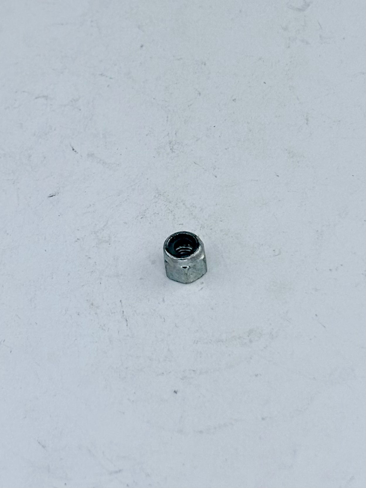 21-0501 - NUT - 4BA - NYLOC