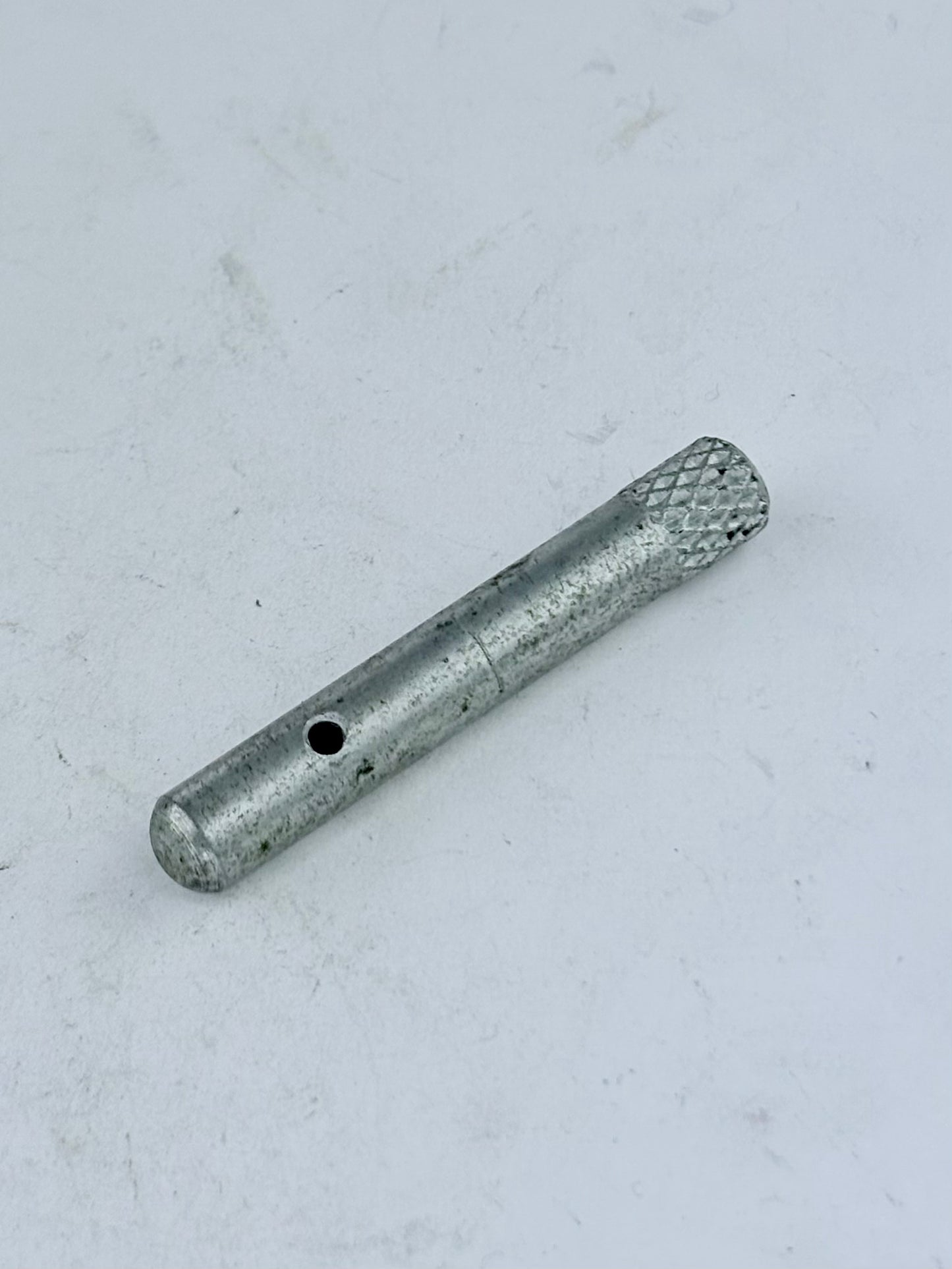 82-7562 - PLUNGER - TWINSEAT CATCH