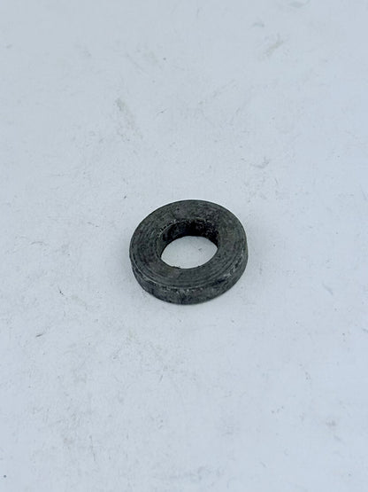 83-5835 - SPACER - BOTTOM ENGINE - T160