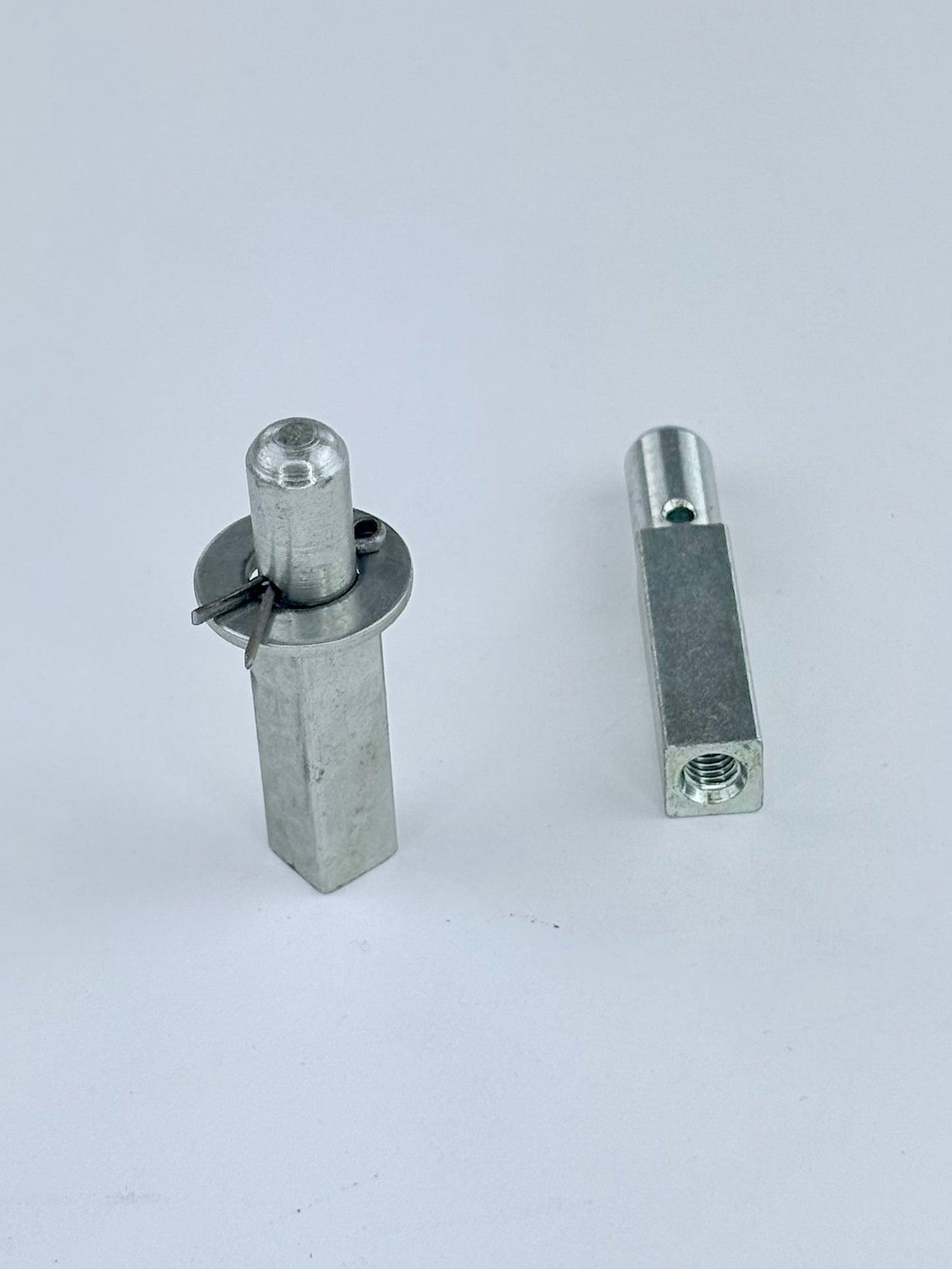82-4226 - PLUNGER - SEAT KNOB/LATCH - 1960 TO 1966