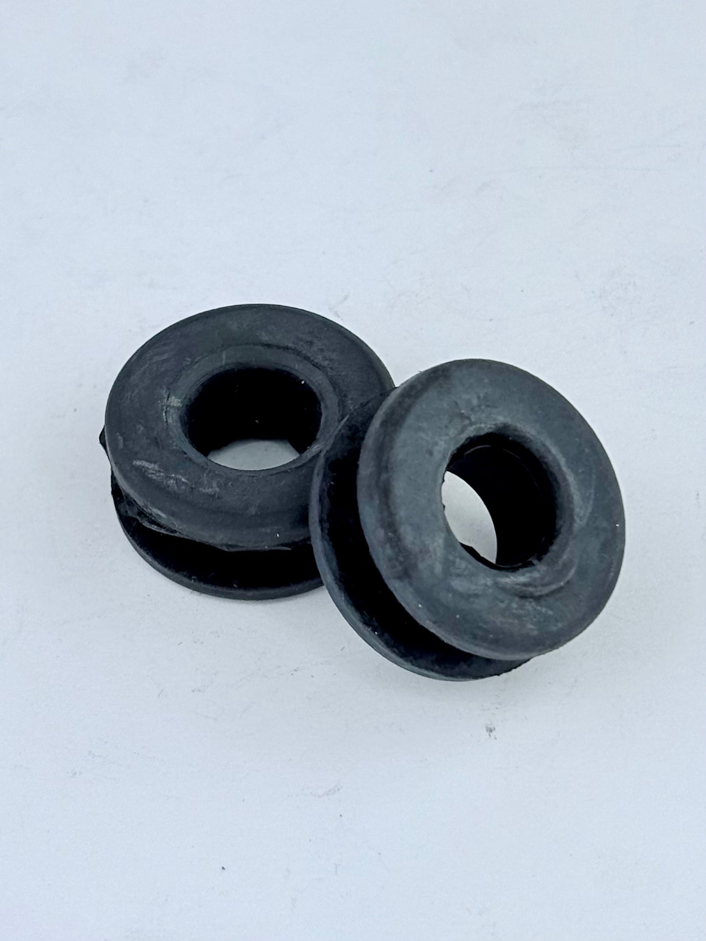 60-2630 - GROMMET - 1971/72 HEADLIGHT BRACKET