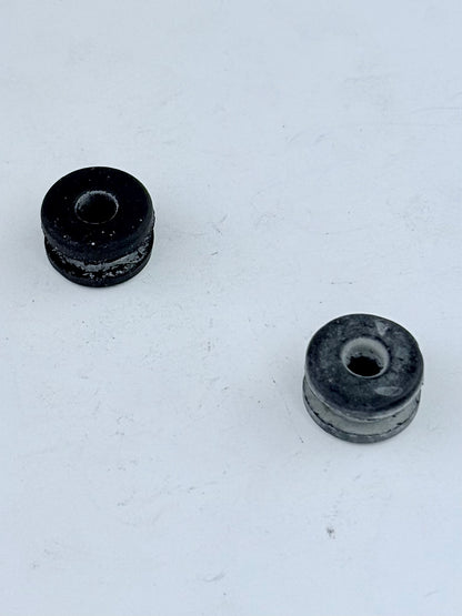 60-3161 - GROMMET - SIDE PANEL & HORN