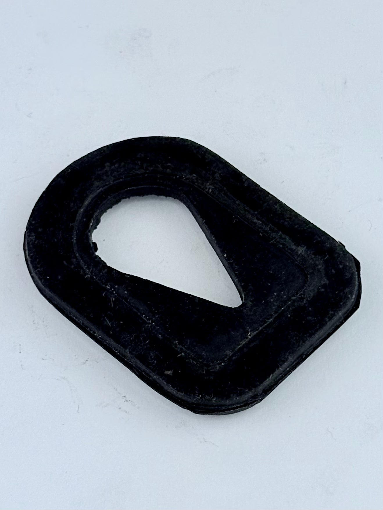 97-0669R - GROMMET - NACELLE HANDLEBAR - REPRODUCTION