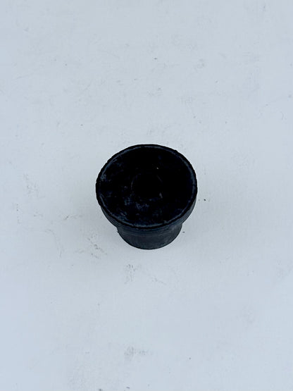83-2204 - RUBBER BUSHING - BATTERY TRAY