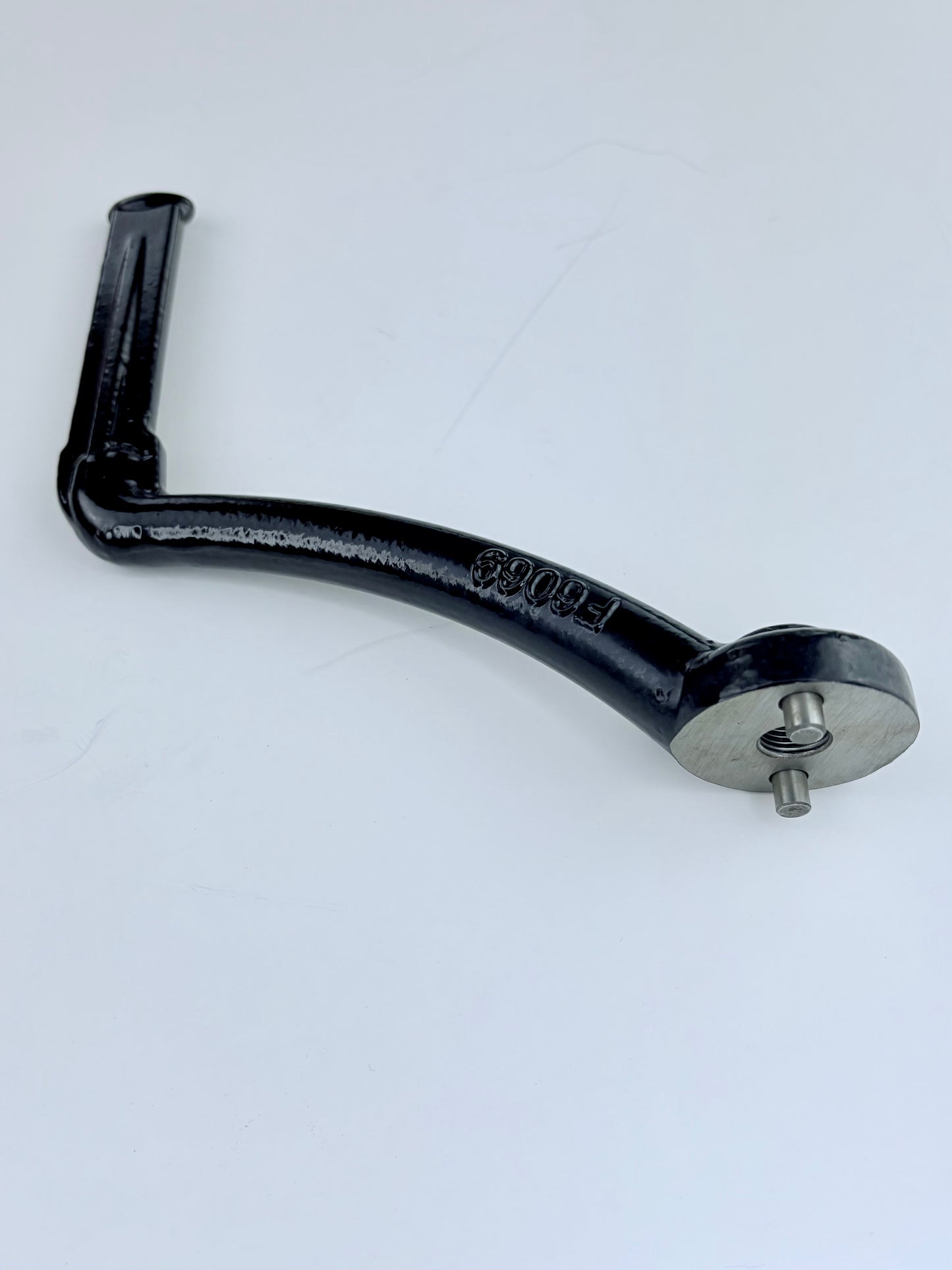 82-6069 - Left Side Footrest - Tri 650 '65/68
