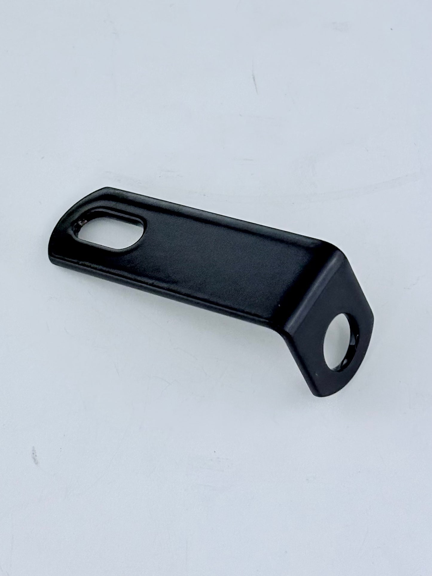 82-4707 - BRACKET - EXHAUST PIPE