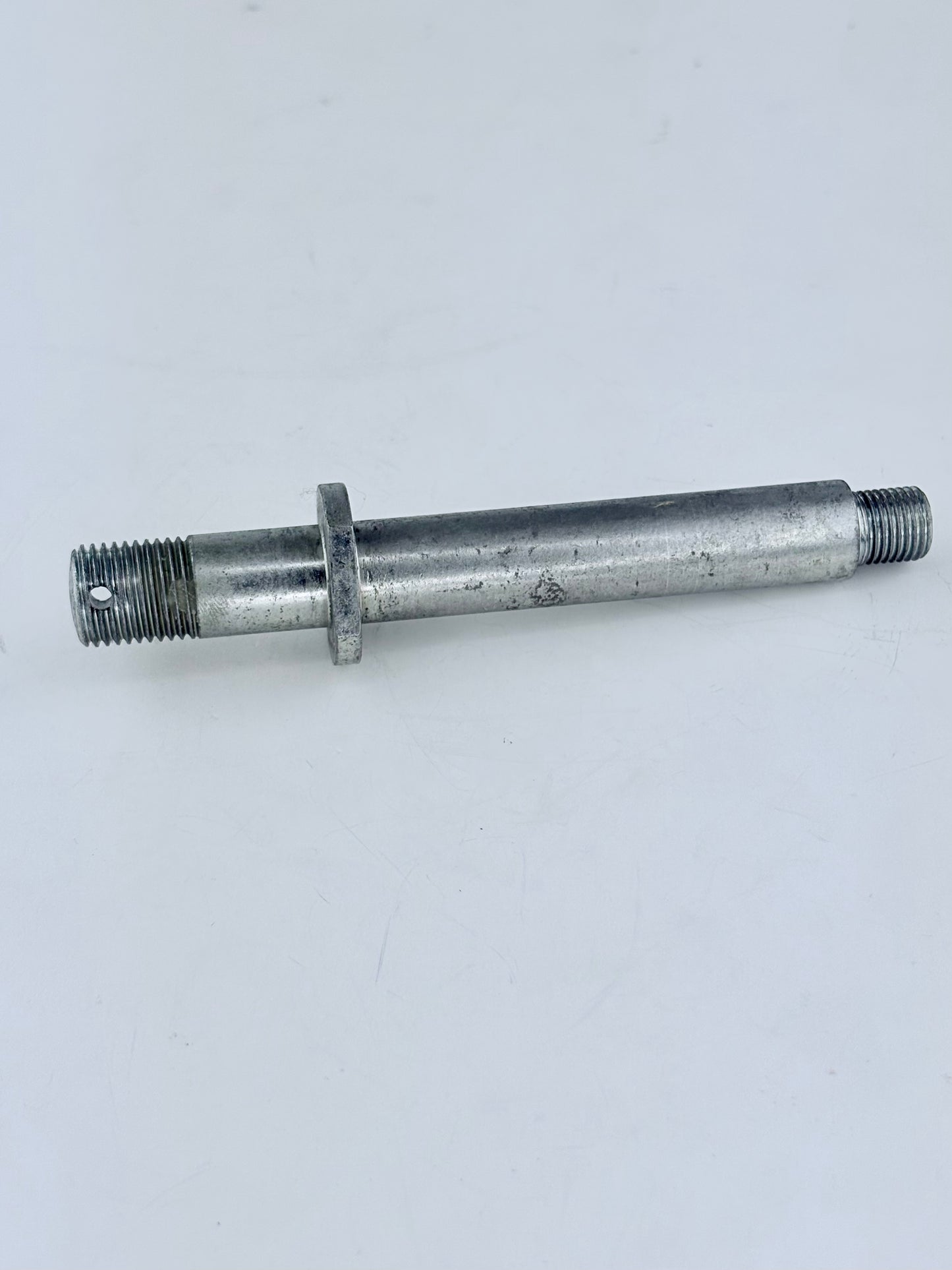 82-0867 - SPINDLE - REAR BRAKE PEDAL
