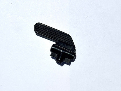 39757 - LEVER - SWITCH - BLACK - WING (1 WAY)