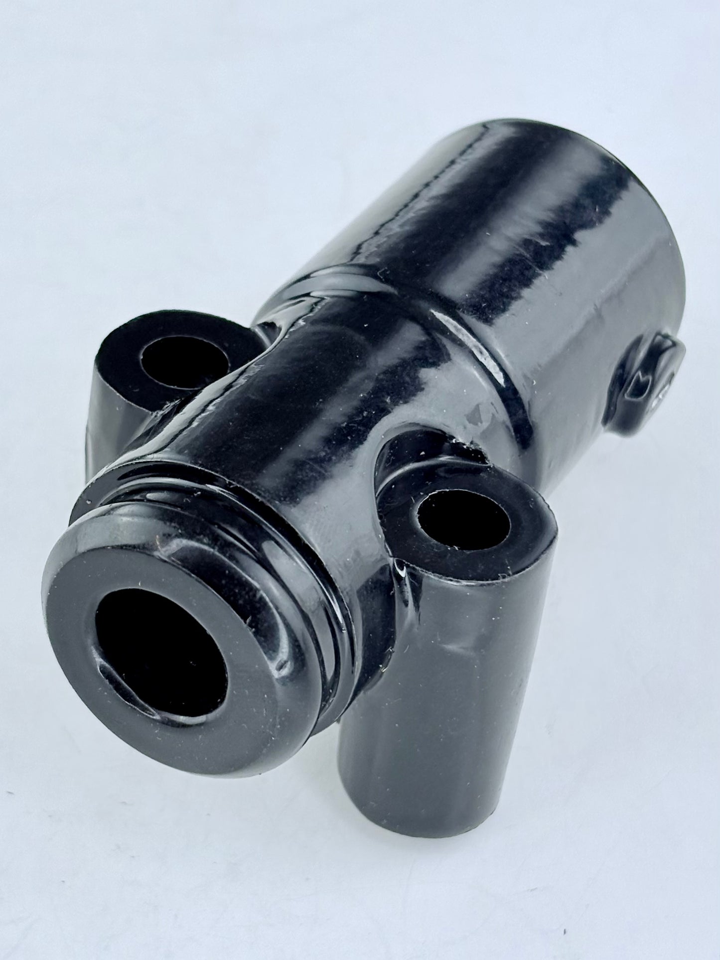 99-9929 - BODY - REAR MASTER CYLINDER