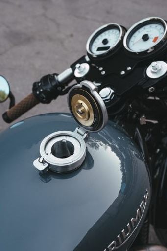 Motone Monza Gas Cap Kit for Triumph - BRUSHED FINISH