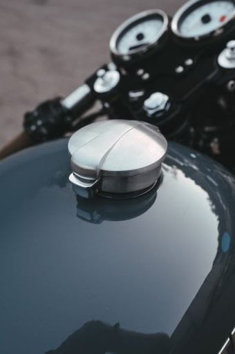 Motone Monza Gas Cap Kit for Triumph - BRUSHED FINISH