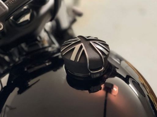 Motone Monza Cap Kit for Triumph and HD - BLACK & CONTRAST POLISH / UNION JACK