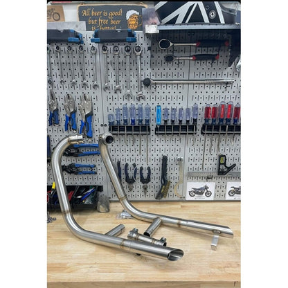 Motone H-BOMB Street Twin Exhaust